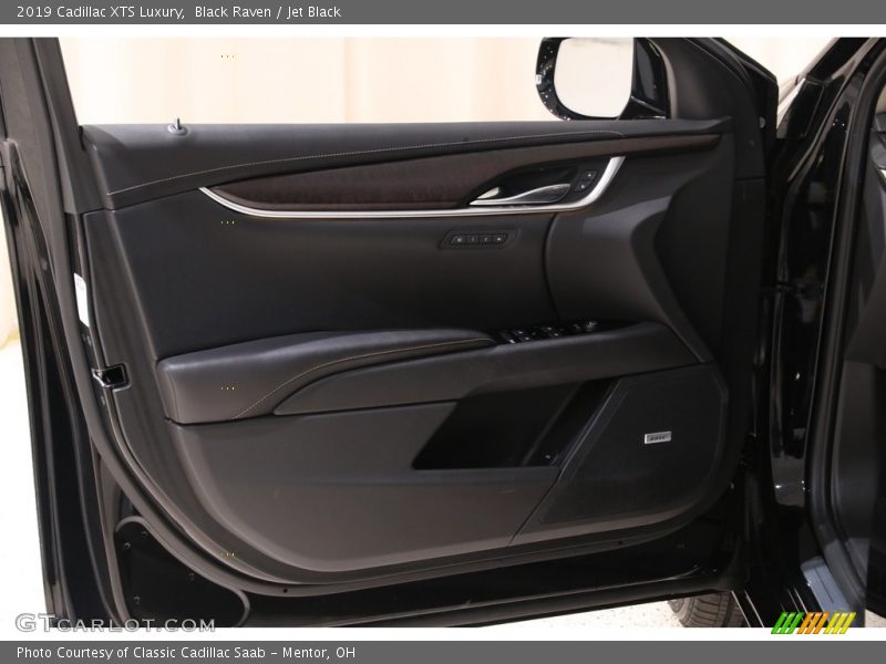 Black Raven / Jet Black 2019 Cadillac XTS Luxury