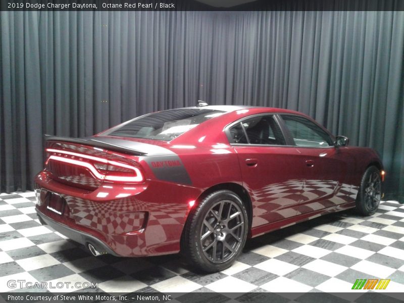 Octane Red Pearl / Black 2019 Dodge Charger Daytona