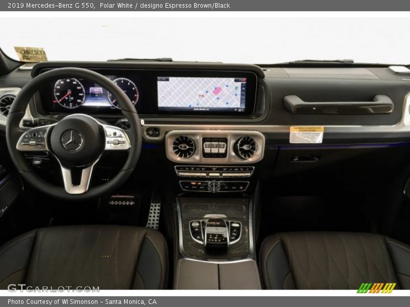 Dashboard of 2019 G 550