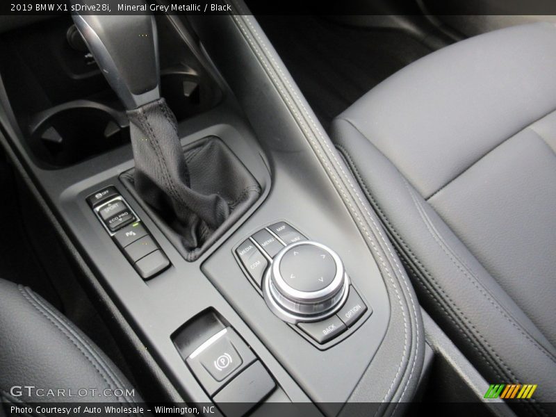 Mineral Grey Metallic / Black 2019 BMW X1 sDrive28i