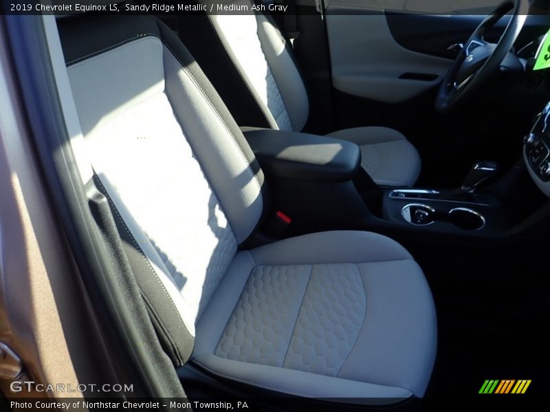 Sandy Ridge Metallic / Medium Ash Gray 2019 Chevrolet Equinox LS