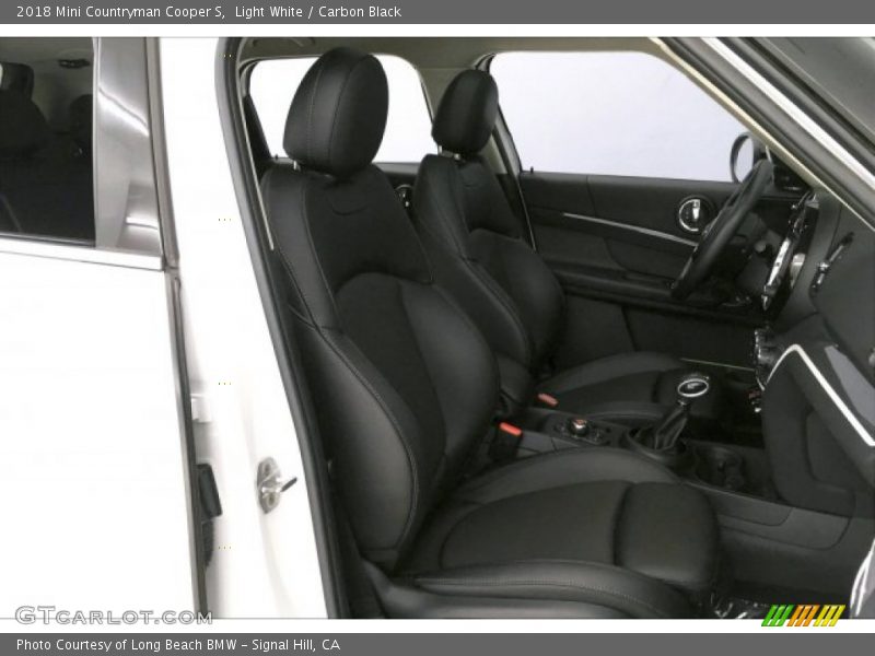Light White / Carbon Black 2018 Mini Countryman Cooper S