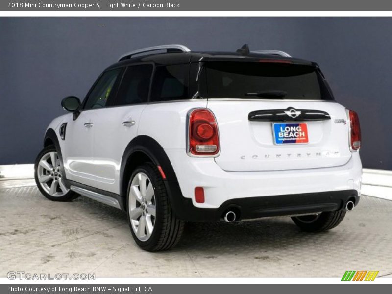 Light White / Carbon Black 2018 Mini Countryman Cooper S