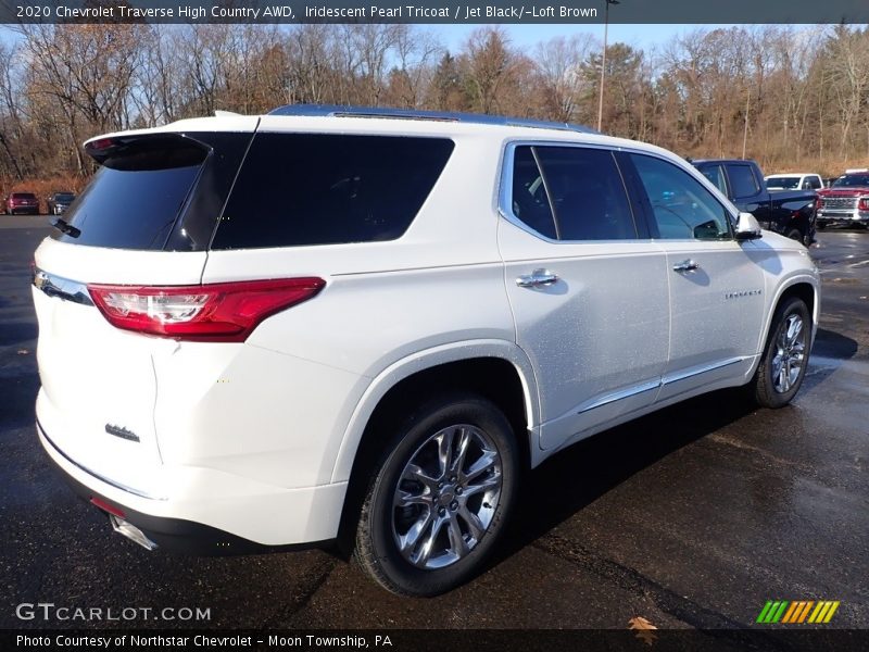 Iridescent Pearl Tricoat / Jet Black/­Loft Brown 2020 Chevrolet Traverse High Country AWD