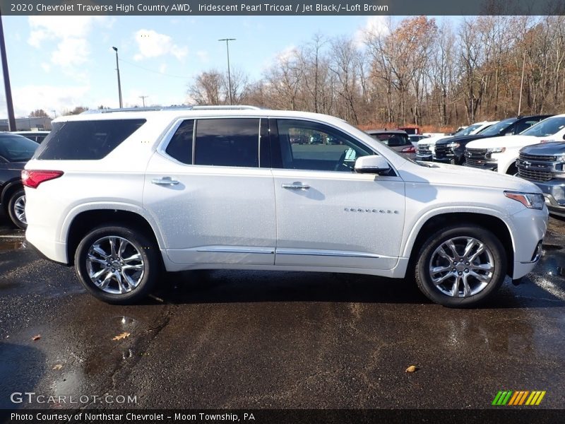 Iridescent Pearl Tricoat / Jet Black/­Loft Brown 2020 Chevrolet Traverse High Country AWD