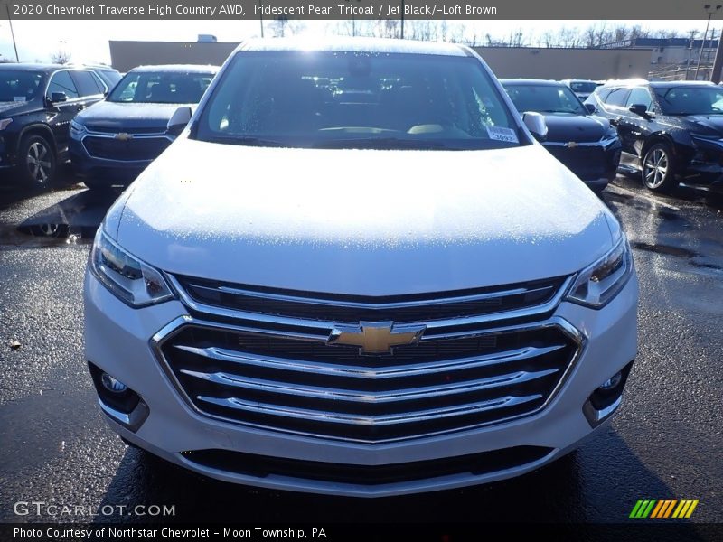 Iridescent Pearl Tricoat / Jet Black/­Loft Brown 2020 Chevrolet Traverse High Country AWD