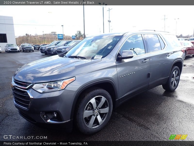 Front 3/4 View of 2020 Traverse LT AWD