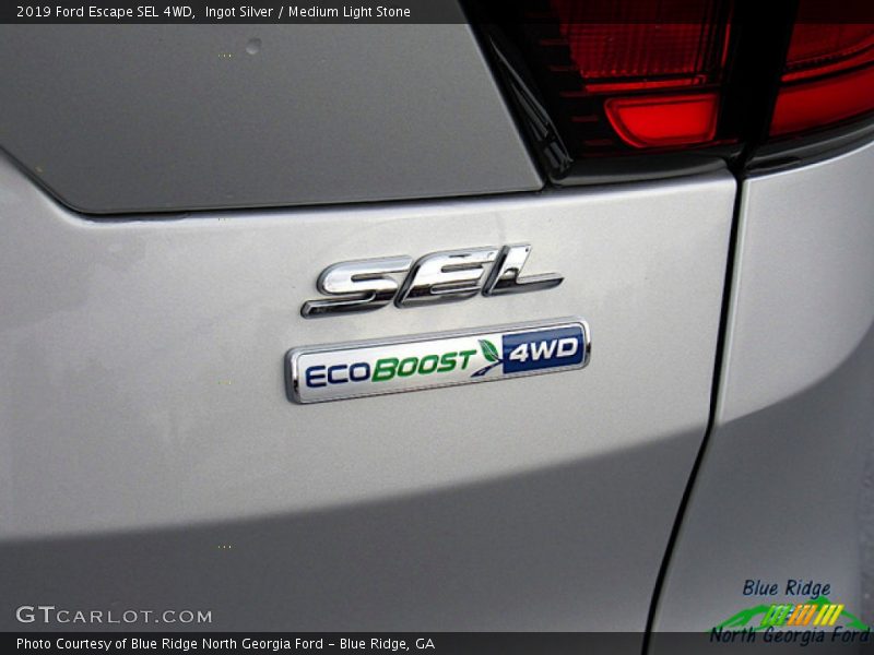 Ingot Silver / Medium Light Stone 2019 Ford Escape SEL 4WD