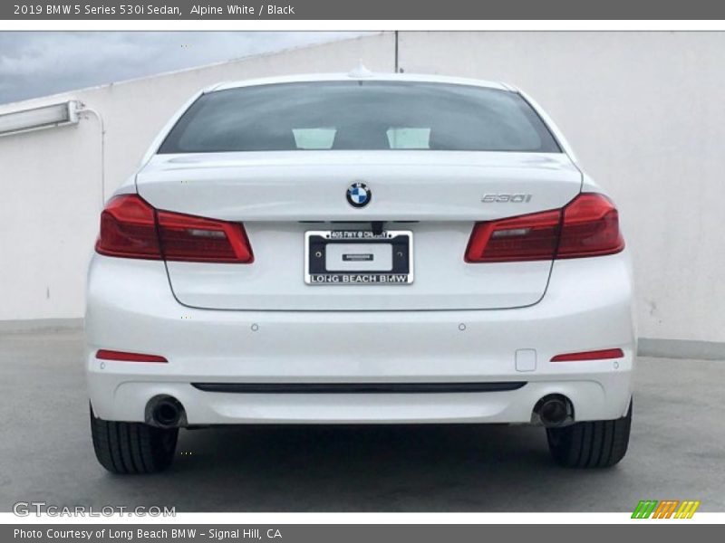 Alpine White / Black 2019 BMW 5 Series 530i Sedan