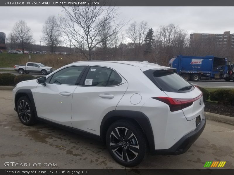 Eminent White Pearl / Birch 2019 Lexus UX 250h AWD