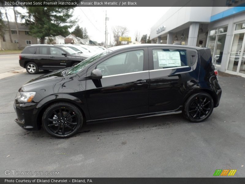 Mosaic Black Metallic / Jet Black 2020 Chevrolet Sonic Premier Hatchback