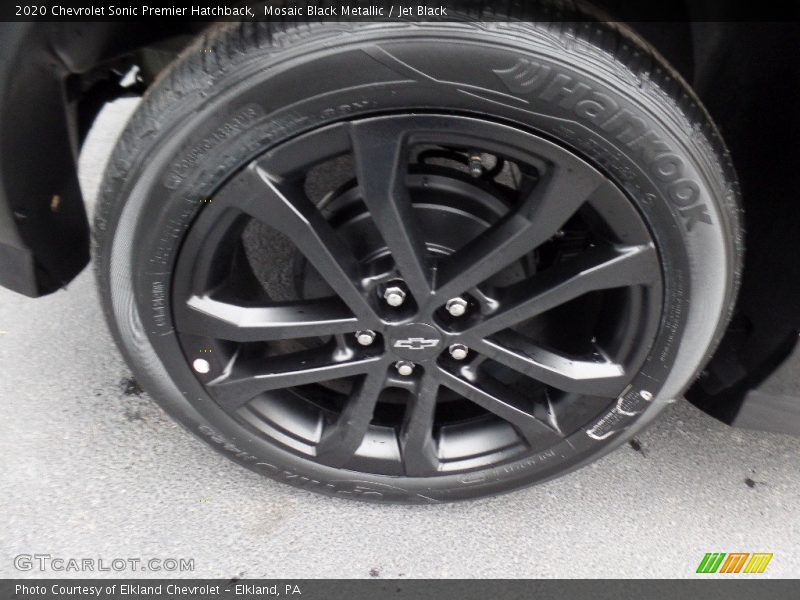 Mosaic Black Metallic / Jet Black 2020 Chevrolet Sonic Premier Hatchback