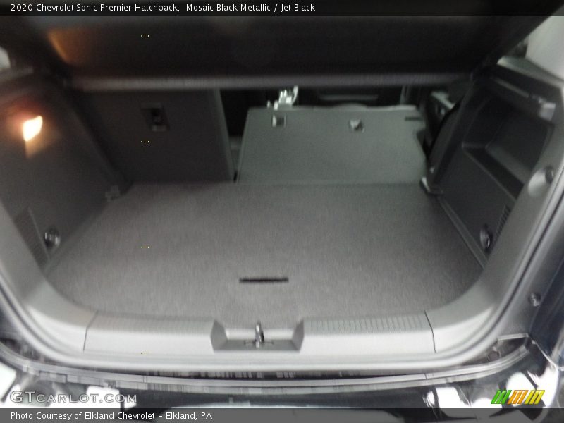 Mosaic Black Metallic / Jet Black 2020 Chevrolet Sonic Premier Hatchback