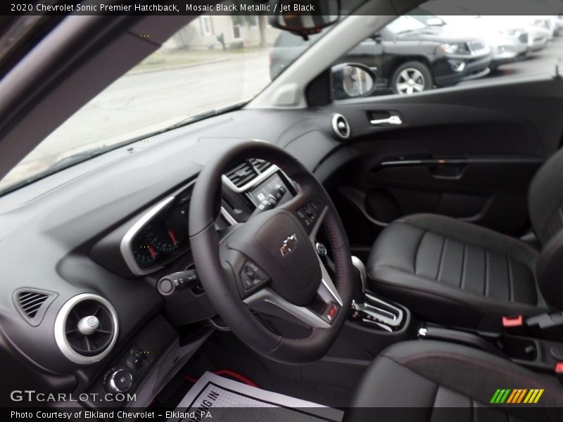 Mosaic Black Metallic / Jet Black 2020 Chevrolet Sonic Premier Hatchback