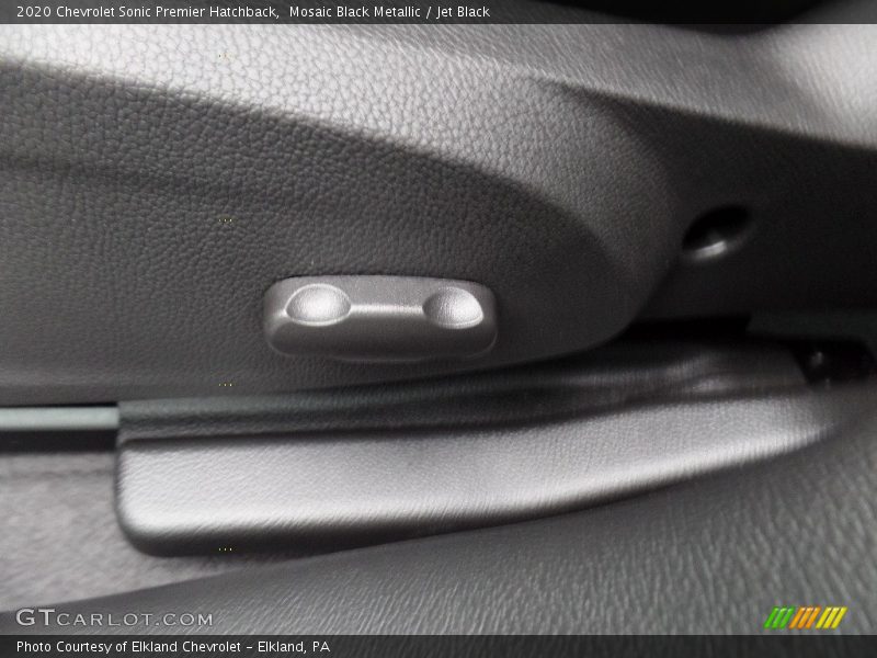 Mosaic Black Metallic / Jet Black 2020 Chevrolet Sonic Premier Hatchback