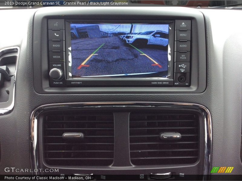 Granite Pearl / Black/Light Graystone 2019 Dodge Grand Caravan SE