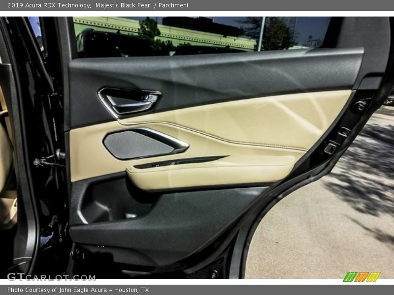 Majestic Black Pearl / Parchment 2019 Acura RDX Technology