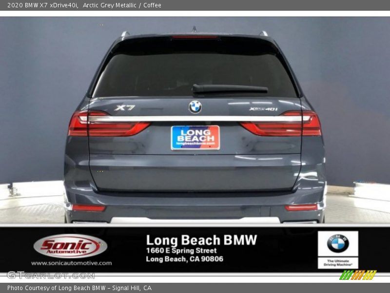 Arctic Grey Metallic / Coffee 2020 BMW X7 xDrive40i