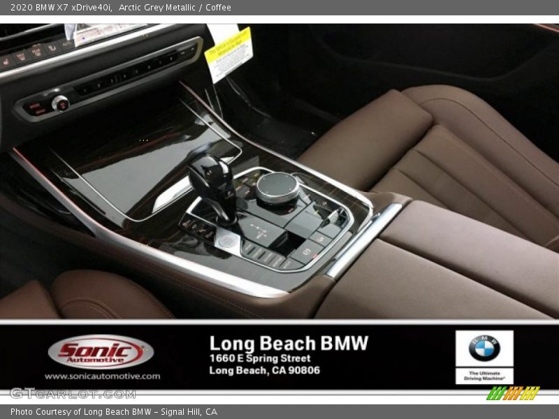 Arctic Grey Metallic / Coffee 2020 BMW X7 xDrive40i