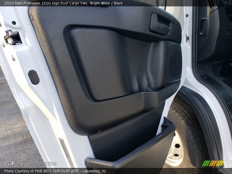 Bright White / Black 2019 Ram ProMaster 1500 High Roof Cargo Van