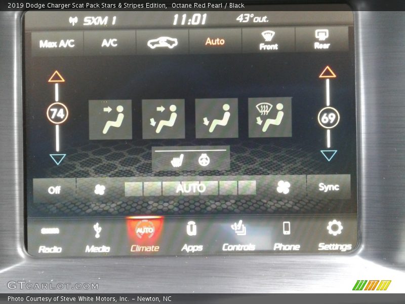 Controls of 2019 Charger Scat Pack Stars & Stripes Edition