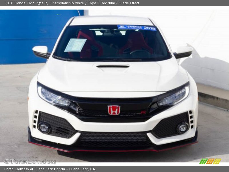 Championship White / Type R Red/Black Suede Effect 2018 Honda Civic Type R