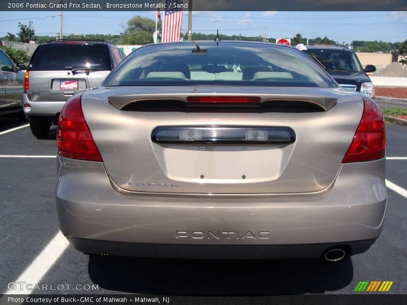 Bronzestone Metallic / Sand 2006 Pontiac Grand Prix Sedan