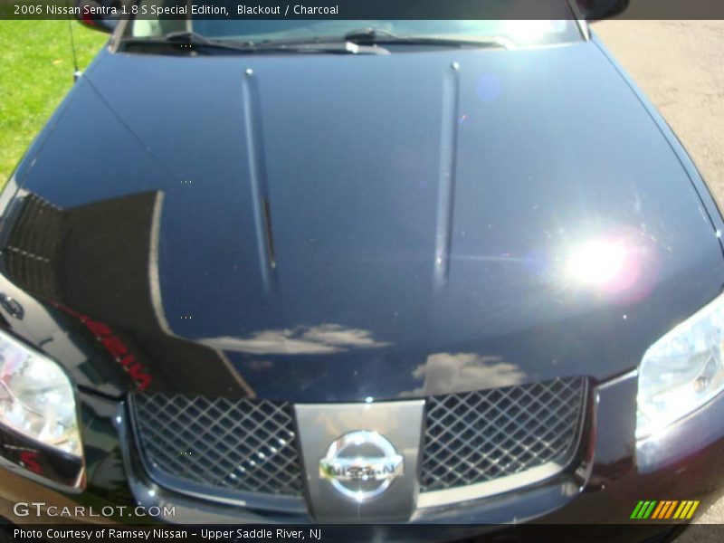 Blackout / Charcoal 2006 Nissan Sentra 1.8 S Special Edition