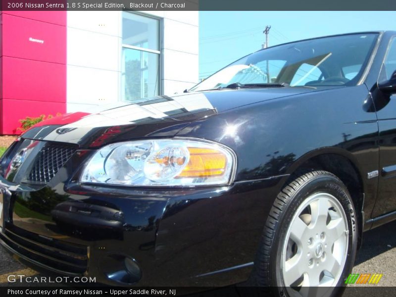 Blackout / Charcoal 2006 Nissan Sentra 1.8 S Special Edition