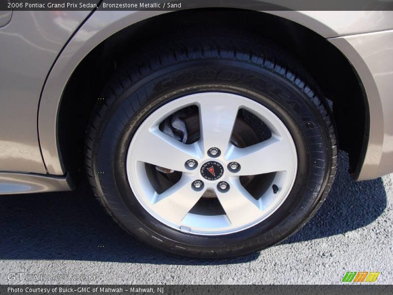 Bronzestone Metallic / Sand 2006 Pontiac Grand Prix Sedan