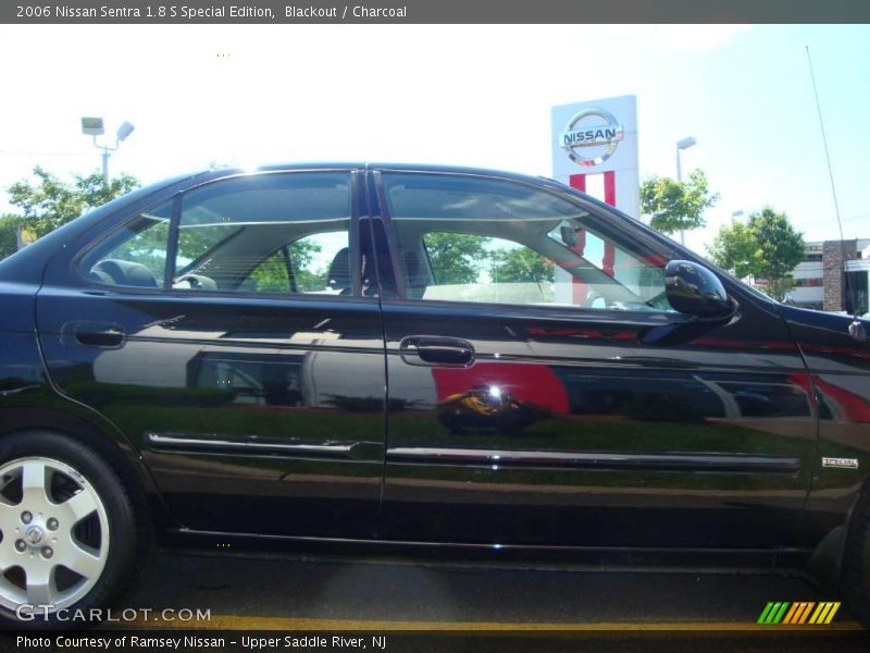 Blackout / Charcoal 2006 Nissan Sentra 1.8 S Special Edition
