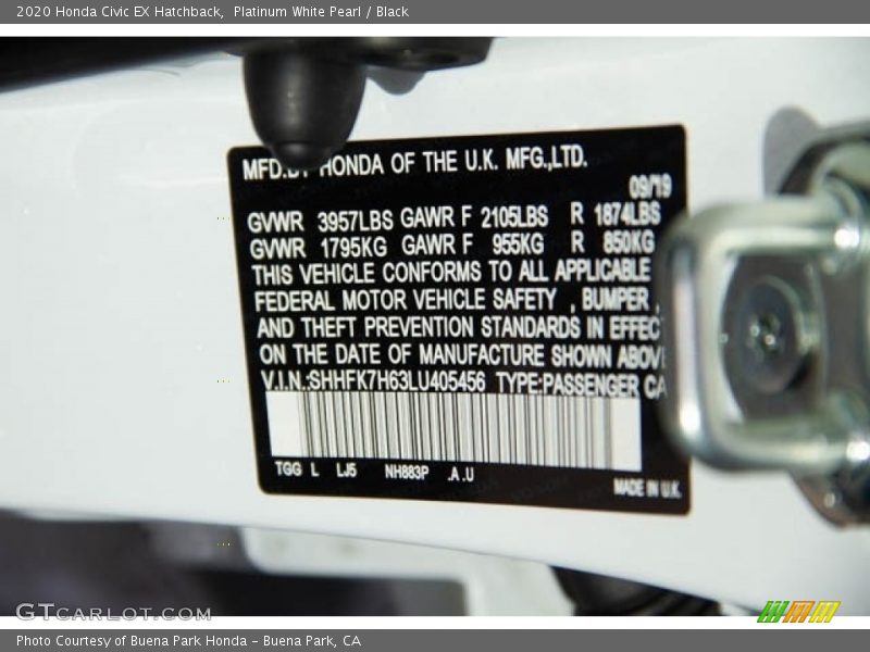 Platinum White Pearl / Black 2020 Honda Civic EX Hatchback