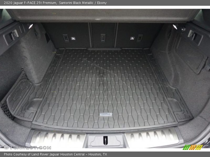 Santorini Black Metallic / Ebony 2020 Jaguar F-PACE 25t Premium