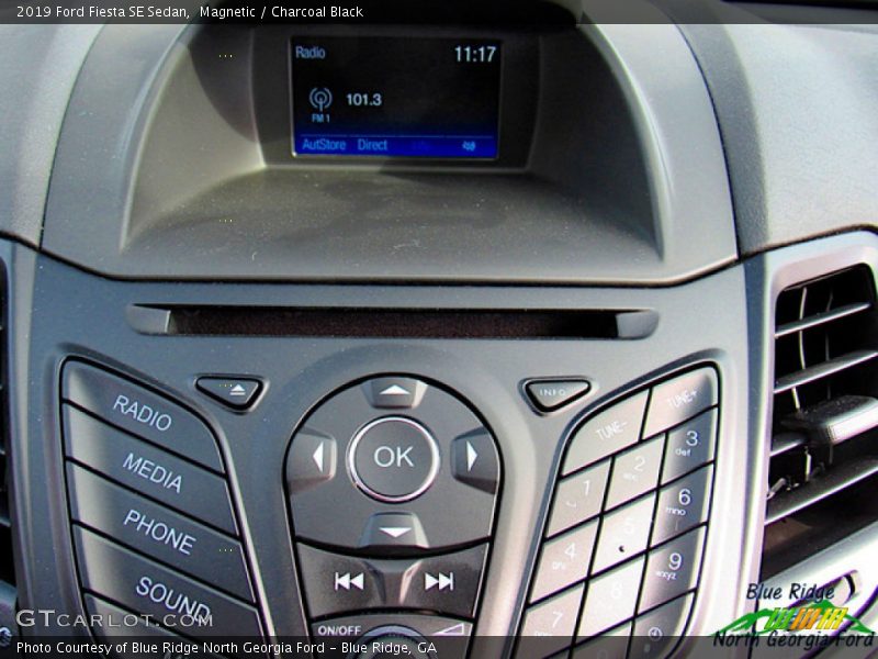 Magnetic / Charcoal Black 2019 Ford Fiesta SE Sedan