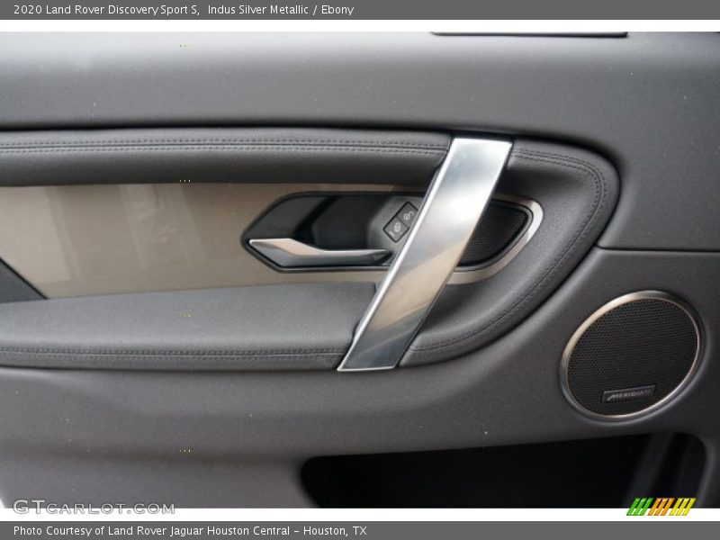Indus Silver Metallic / Ebony 2020 Land Rover Discovery Sport S