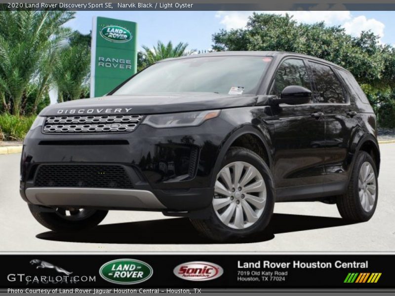 Narvik Black / Light Oyster 2020 Land Rover Discovery Sport SE
