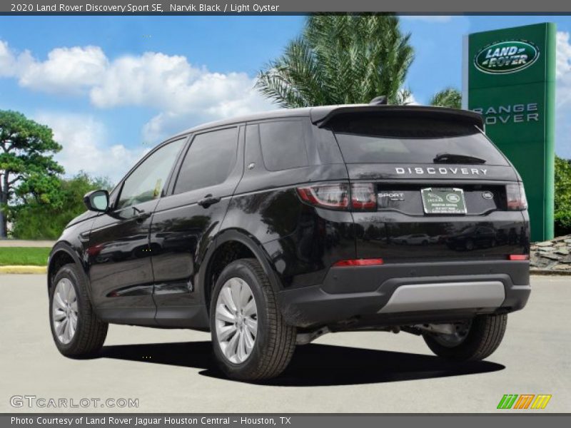 Narvik Black / Light Oyster 2020 Land Rover Discovery Sport SE