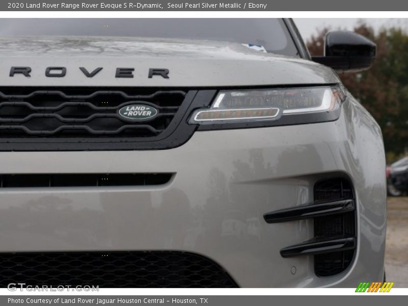 Seoul Pearl Silver Metallic / Ebony 2020 Land Rover Range Rover Evoque S R-Dynamic