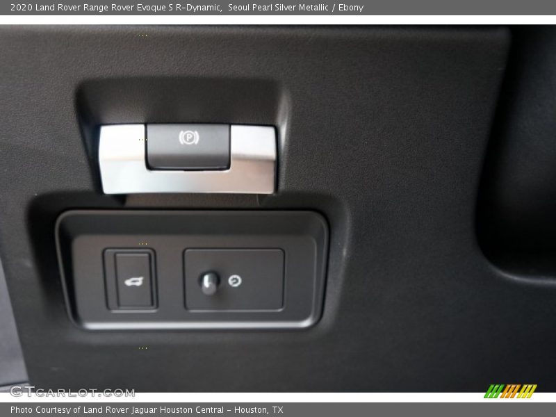 Seoul Pearl Silver Metallic / Ebony 2020 Land Rover Range Rover Evoque S R-Dynamic