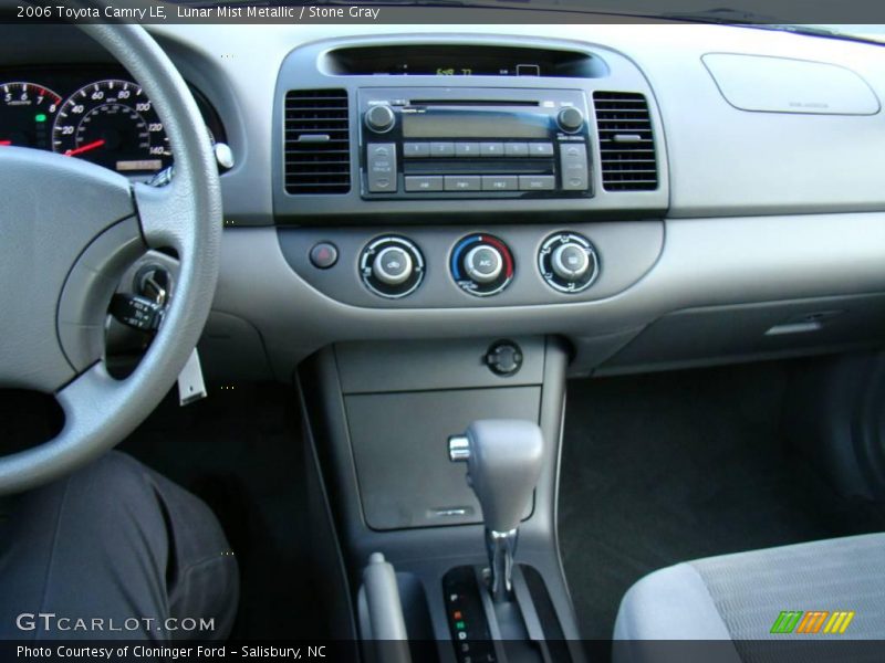 Lunar Mist Metallic / Stone Gray 2006 Toyota Camry LE