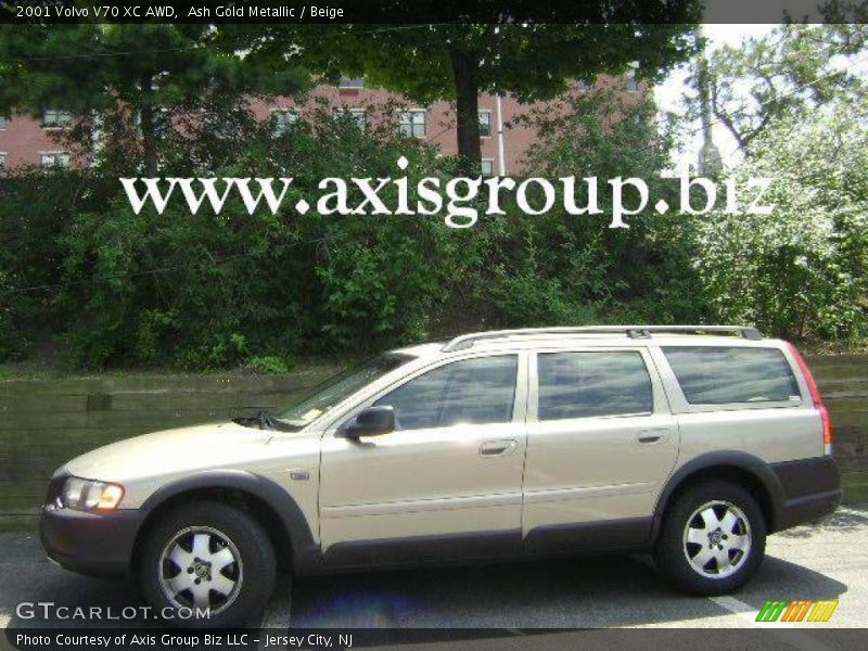 Ash Gold Metallic / Beige 2001 Volvo V70 XC AWD