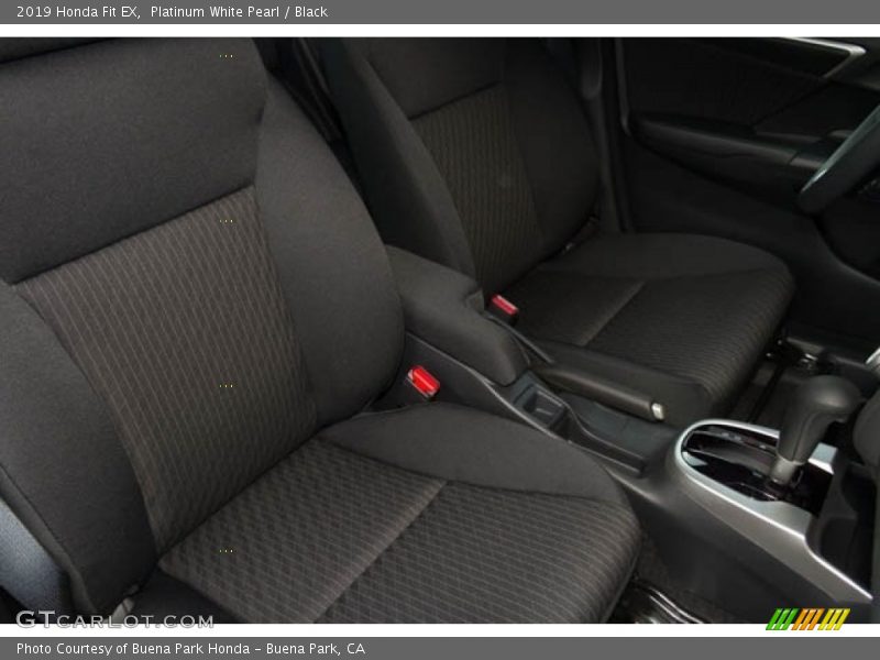 Platinum White Pearl / Black 2019 Honda Fit EX