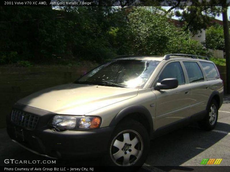 Ash Gold Metallic / Beige 2001 Volvo V70 XC AWD