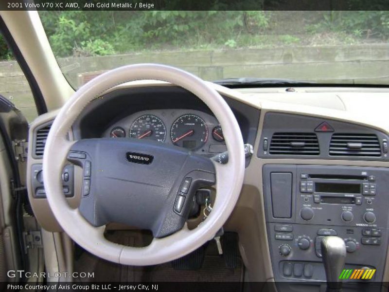 Ash Gold Metallic / Beige 2001 Volvo V70 XC AWD