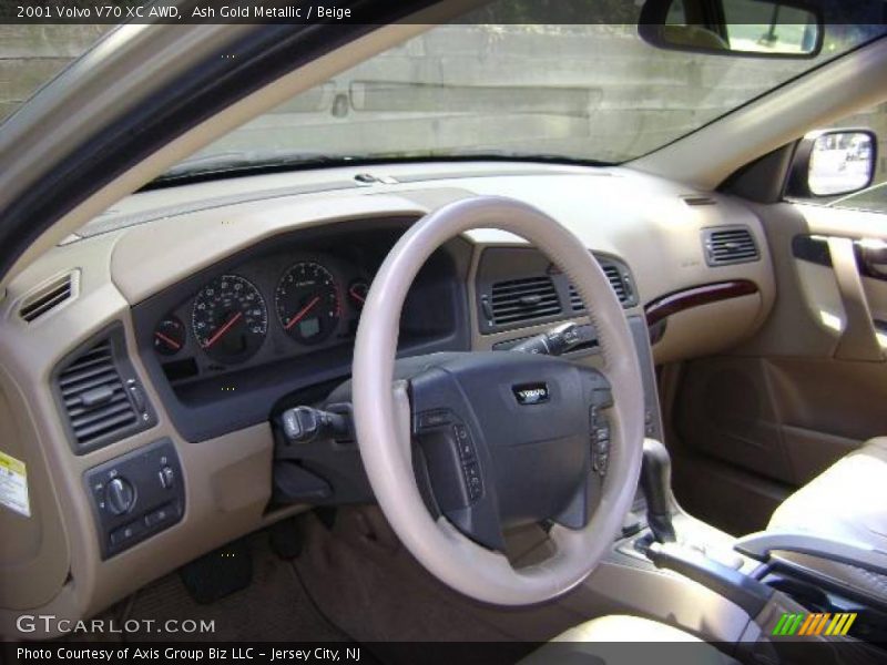 Ash Gold Metallic / Beige 2001 Volvo V70 XC AWD