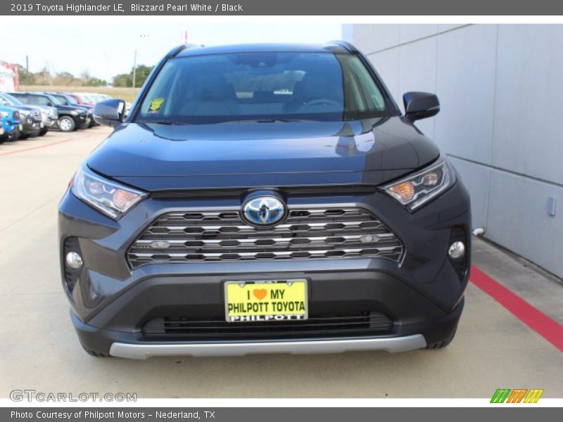 Blizzard Pearl White / Black 2019 Toyota Highlander LE
