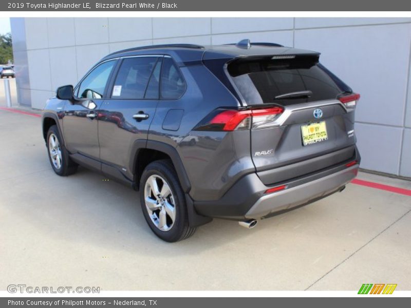 Blizzard Pearl White / Black 2019 Toyota Highlander LE