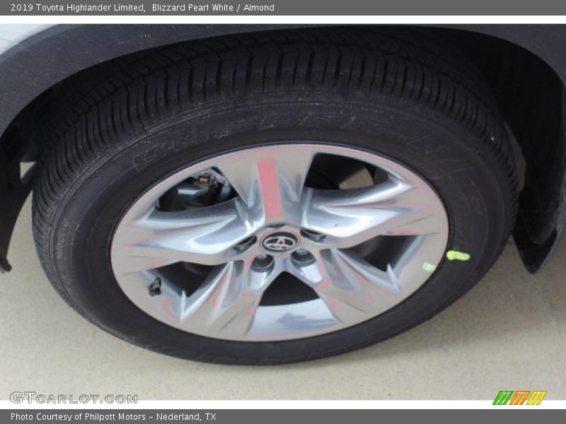 Blizzard Pearl White / Almond 2019 Toyota Highlander Limited