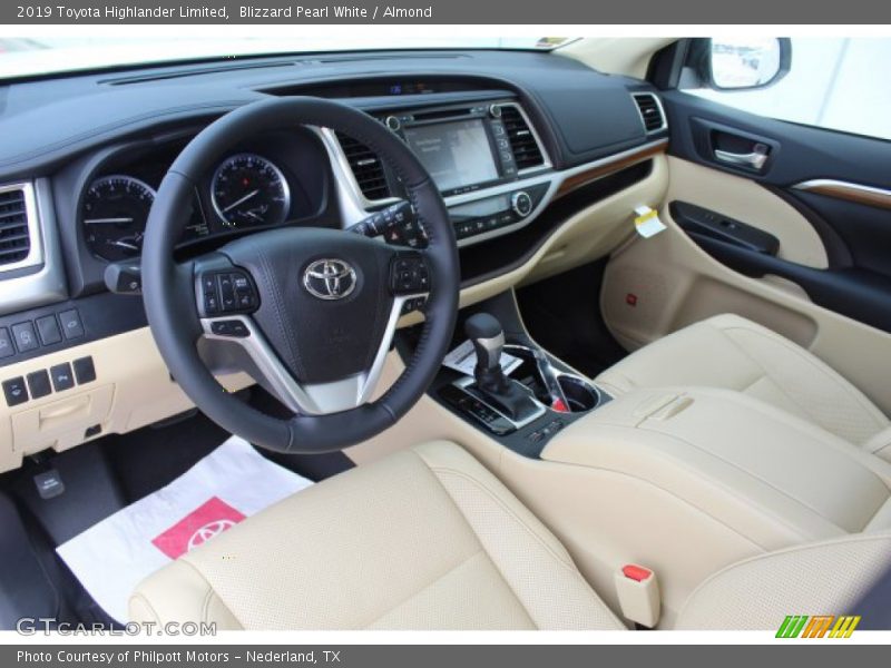 Blizzard Pearl White / Almond 2019 Toyota Highlander Limited
