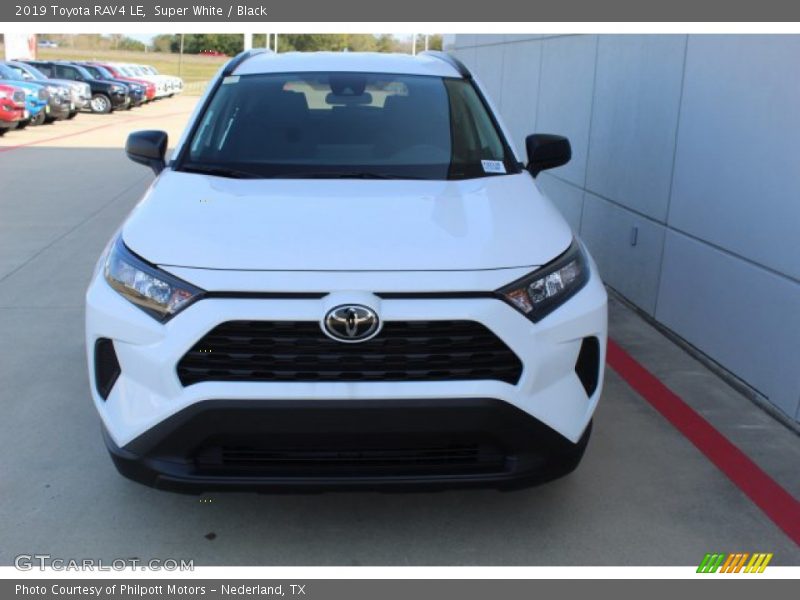 Super White / Black 2019 Toyota RAV4 LE